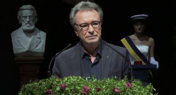 Cuestionar el papel del escritor