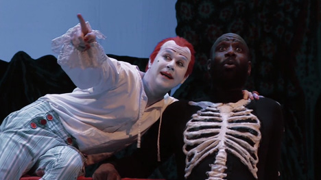 La mise en scène de Jean Lambert-wild et Lorenzo Malaguerra