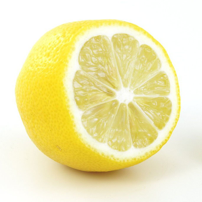 Le citron, source naturelle d’acide citrique, un conservateur naturel © PublicDomainPicture / Pixabay / Étincel www.reseau-canope.fr/etincel